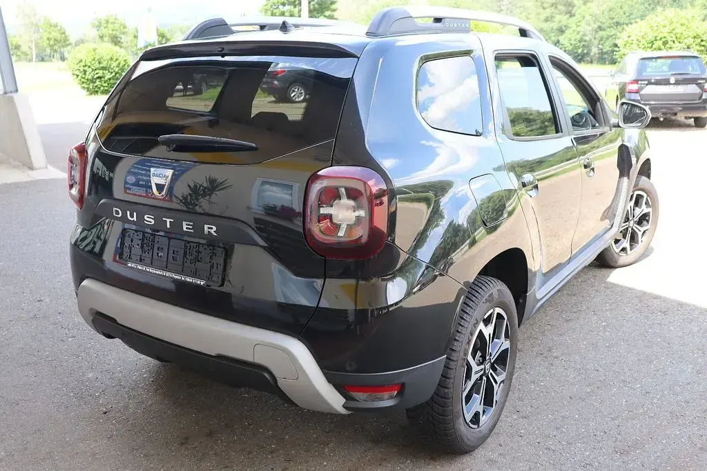Gebraucht Dacia Duster Prestige 114 PS (83 kW) 2018 Schwarz SUV