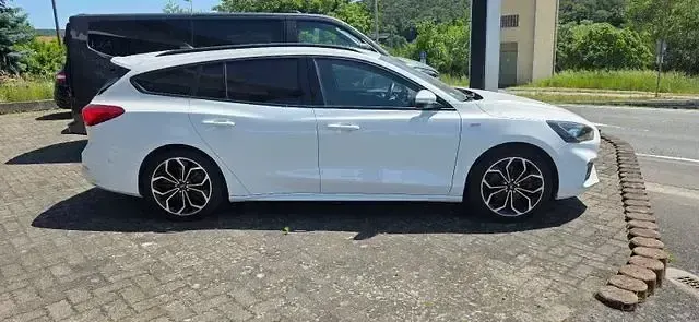 Gebraucht Ford Focus ST-Line X 155 PS (114 kW) 2020 Andere Limousine