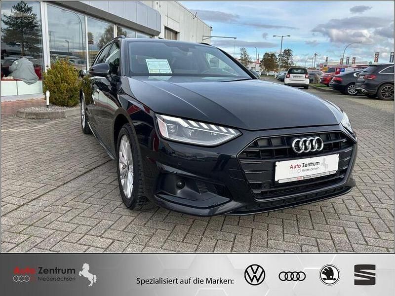 Gebraucht Audi A4 Ambiente 204 PS (150 kW) 2022 Schwarz Kombi