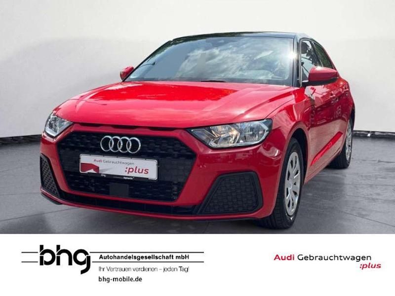 Misanorot perleffekt/mythossch Gebraucht 2022 Audi A1 Kleinwagen | 18.460 € (Superpreis) - Bild 1/4
