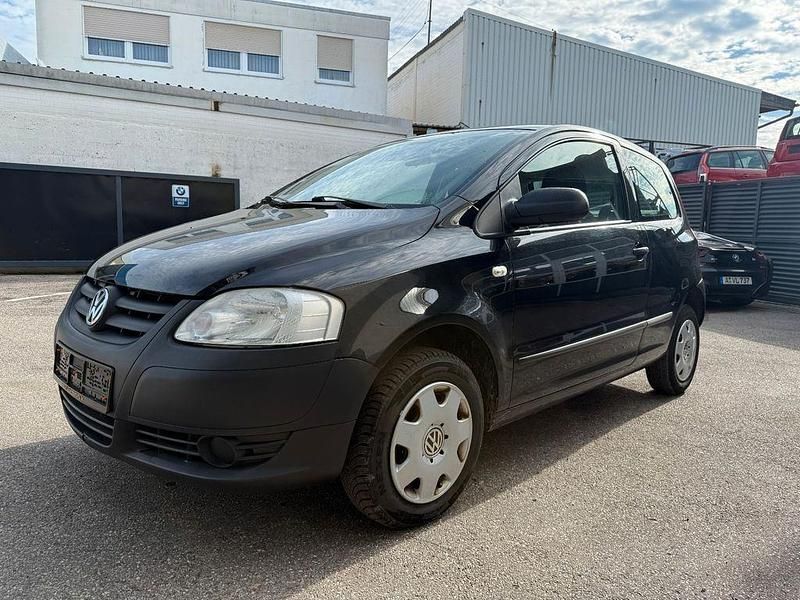 Schwarz Gebraucht 2006 VW Fox Basis Kleinwagen | 2.777 € (Teuer) - Bild 1/4