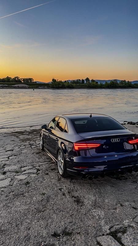 Gebraucht Audi S3 Design 310 PS (228 kW) 2016 Blau Limousine