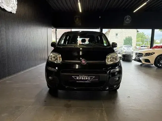 Gebraucht Fiat Panda Easy 69 PS (50 kW) 2016 Schwarz Kleinwagen