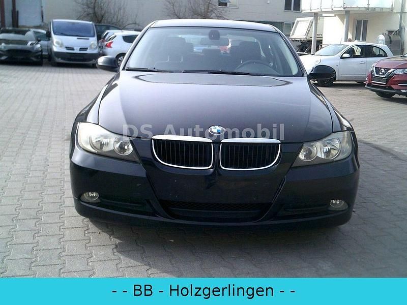 Schwarz Gebraucht 2006 BMW 318 Comfort Edition Limousine | 2.150 € (Superpreis) - Bild 1/4