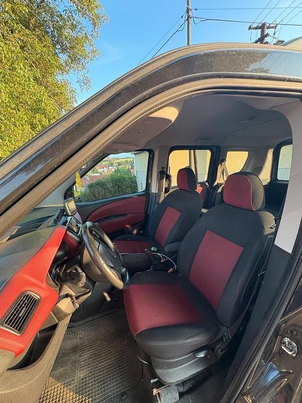 Schwarz Gebraucht 2010 Fiat Doblò Van / Kleinbus | 2.600 € (Superpreis) - Bild 1/4