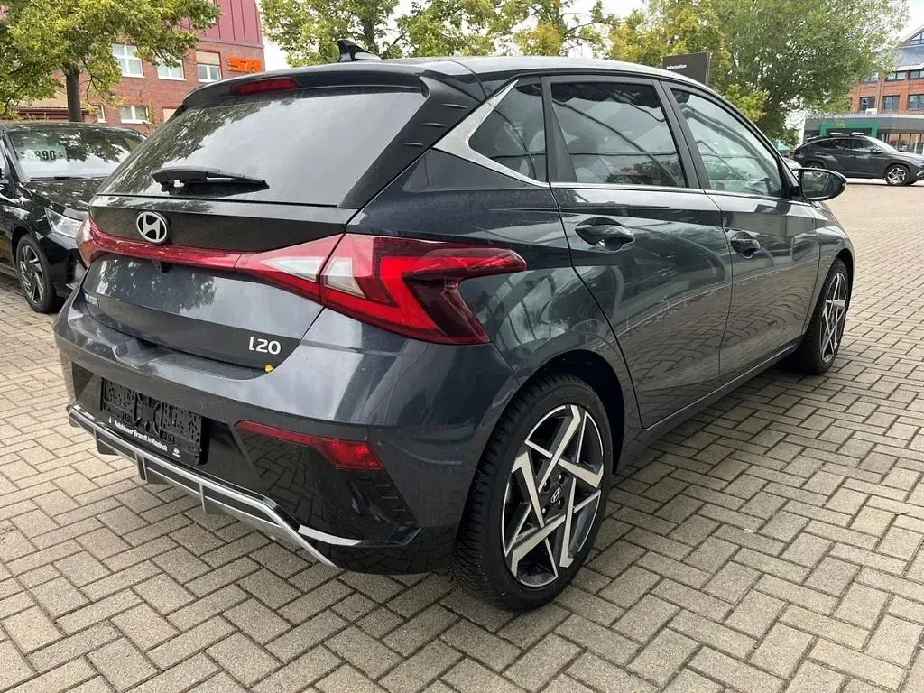 Gebraucht Hyundai i20 Prime 101 PS (74 kW) 2025 Grau Kleinwagen