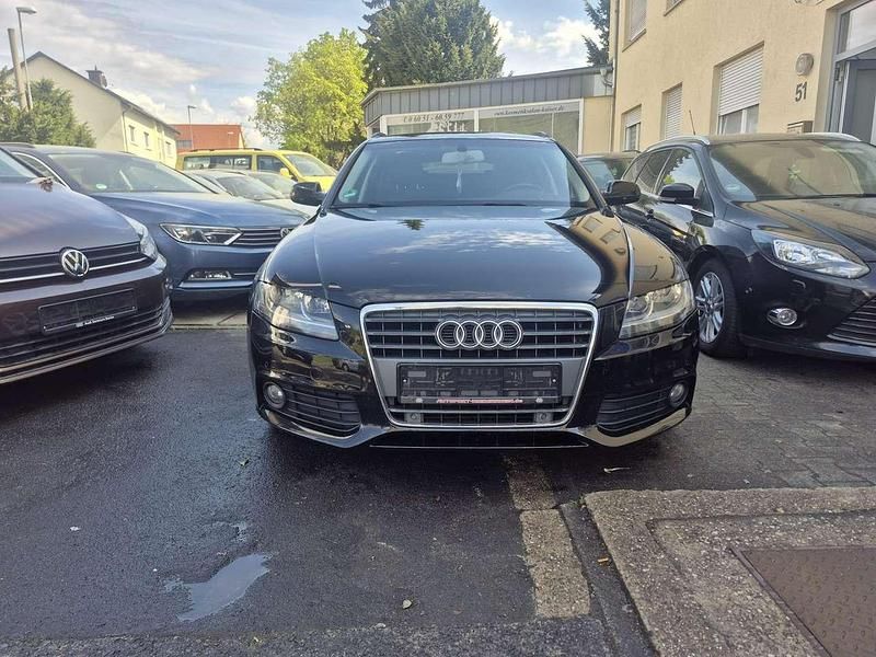 Gebraucht Audi A4 Ambition 120 PS (88 kW) 2011 Brillantschwarz Kombi