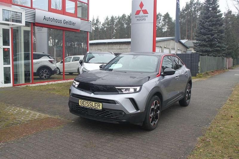 Grau Gebraucht 2021 Opel Mokka GS Line SUV | 15.900 € (Guter Preis) - Bild 1/4