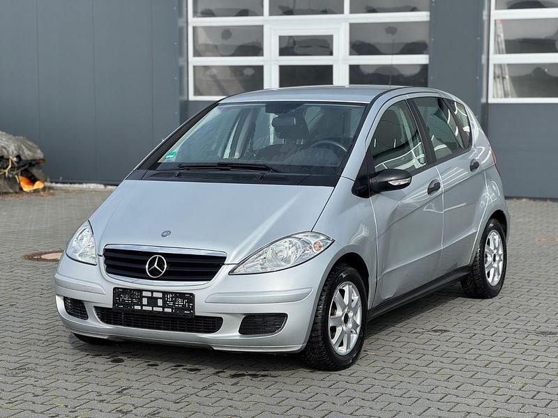Gebraucht Mercedes A150 95 PS (69 kW) 2005 Silber Limousine