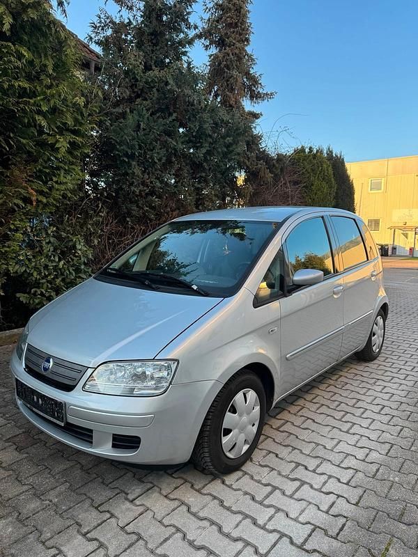 Gebraucht Fiat Idea 80 PS (58 kW) 2006 Grau Van / Kleinbus