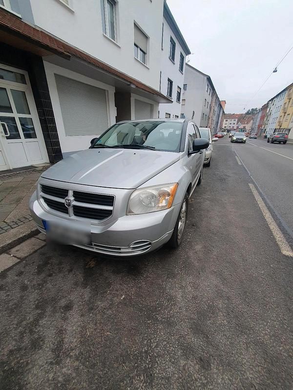 Grau Gebraucht 2010 Dodge Caliber Kleinwagen | 3.900 € (Etwas zu teuer) - Bild 1/4