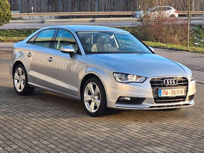 Gebraucht Audi A3 Ambition 125 PS (91 kW) 2016 Silber Limousine