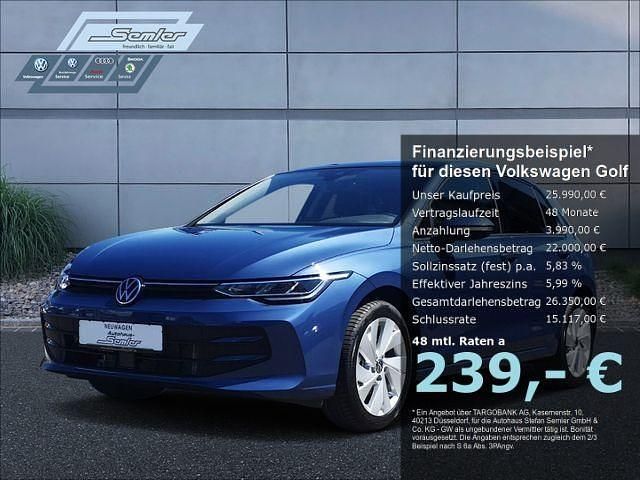 Blau Gebraucht 2024 VW Golf VIII Life Limousine | 25.990 € (Fairer Preis) - Bild 1/4