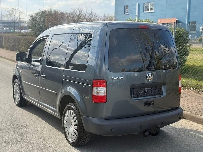 Gebraucht VW Caddy Style 102 PS (75 kW) 2010 Grau Van / Kleinbus