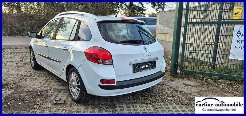 Gebraucht Renault Clio II 75 PS (55 kW) 2008 Weiß Limousine