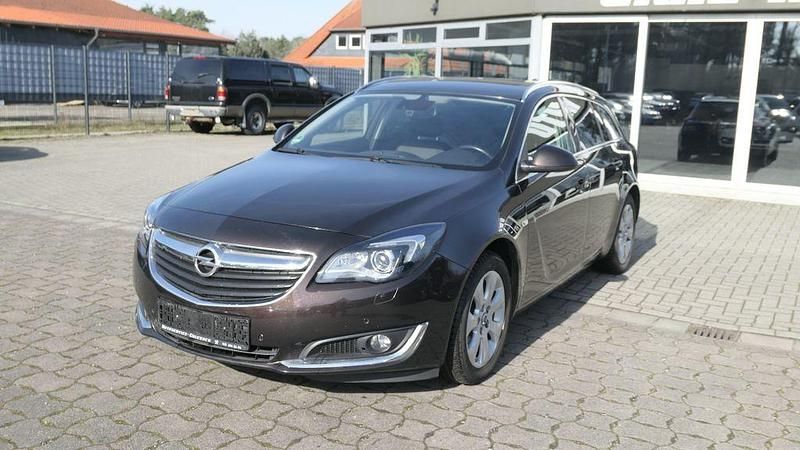 Gebraucht Opel Insignia Innovation 140 PS (102 kW) 2017 Braun Kombi