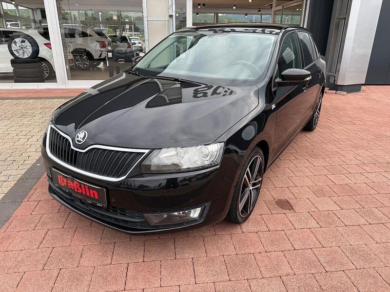 Schwarz Gebraucht 2016 Skoda Rapid Emotion Plus Kombi | 11.700 € (Fairer Preis) - Bild 1/3