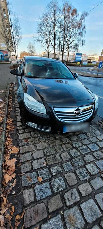 Schwarz Gebraucht 2013 Opel Insignia Limousine | 6.700 € (Fairer Preis) - Bild 1/4
