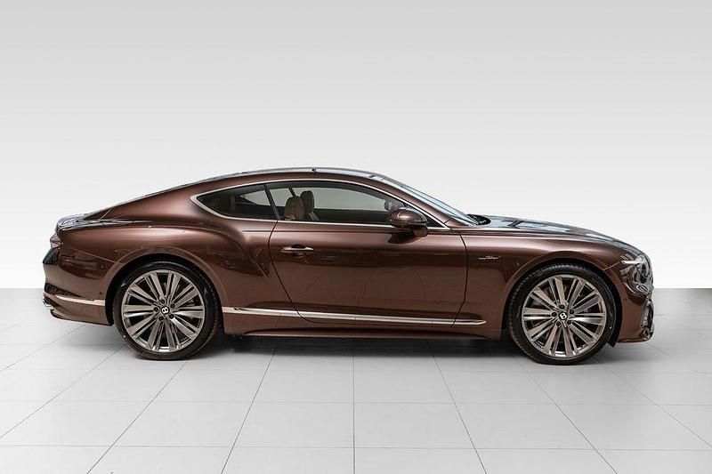 Neu Bentley Continental 782 PS (575 kW) 2026 Braun