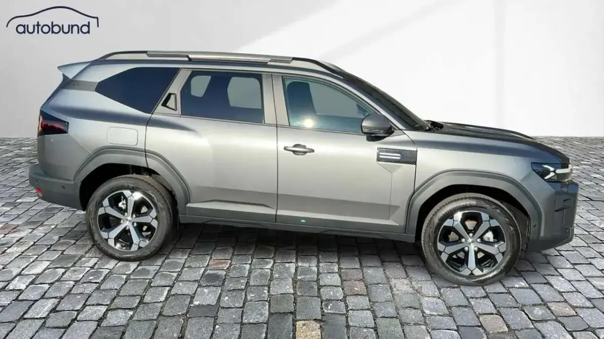 Neu Dacia Bigster Celebration 140 PS (102 kW) 2026 Dolomitgrau SUV