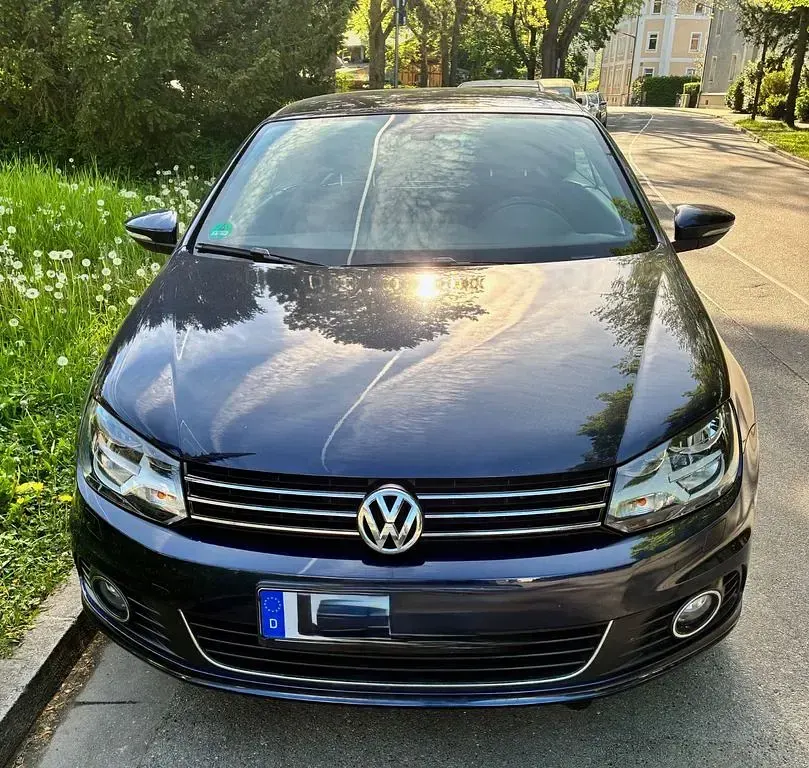 Używany VW Eos Cup 122 KM (89 kW) 2014 Niebieski Kabriolet