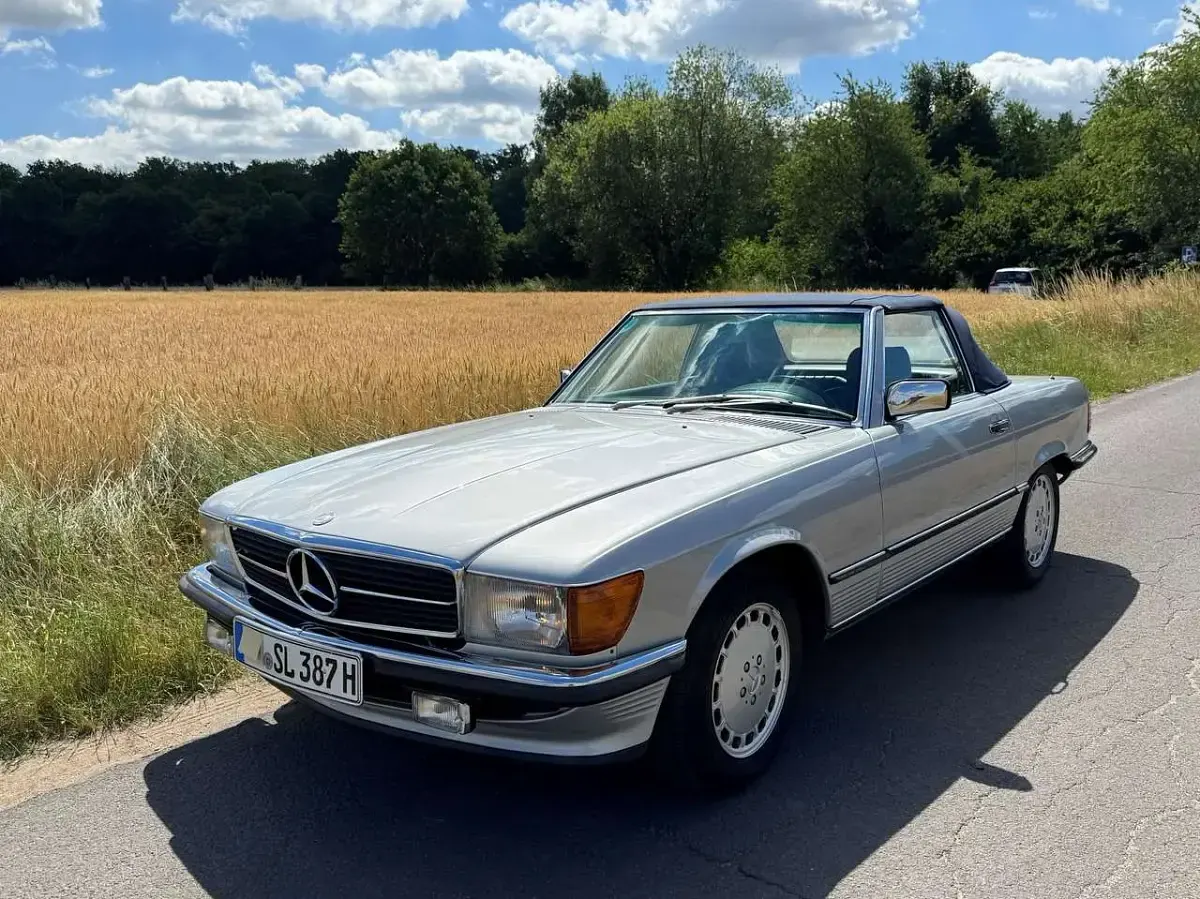 Gebraucht Mercedes SL300 188 PS (138 kW) 1987 Silber Cabrio
