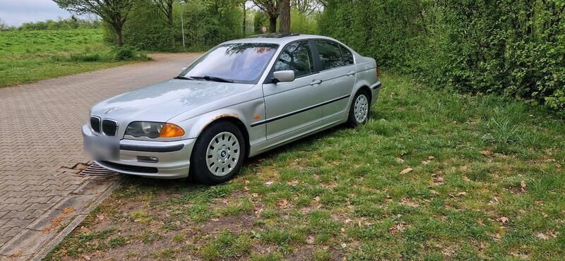 Silber Gebraucht 2000 BMW 323 Limousine | 3.000 € (Superpreis) - Bild 1/4