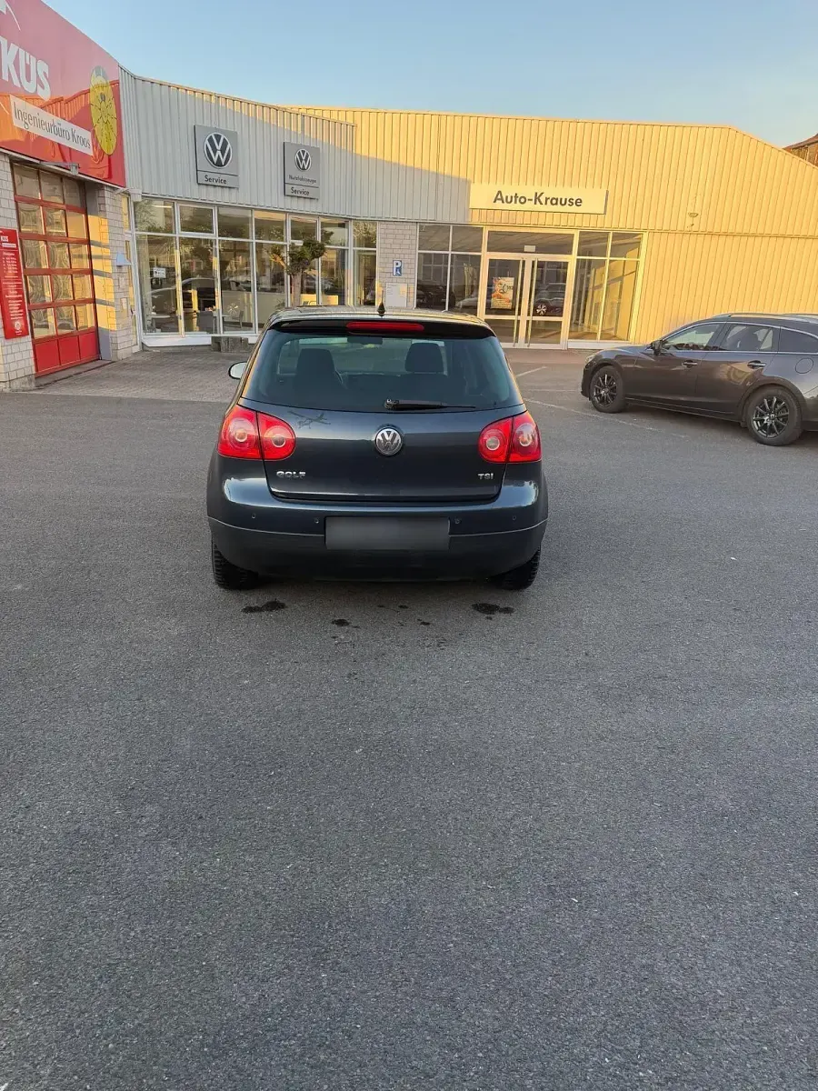 Gebraucht VW Golf VI 140 PS (102 kW) 2008 Blau Kleinwagen