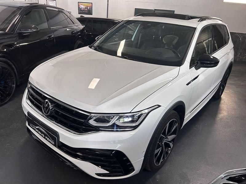 Gebraucht VW Tiguan Allspace R-line 200 PS (147 kW) 2023 Oryxweiss SUV