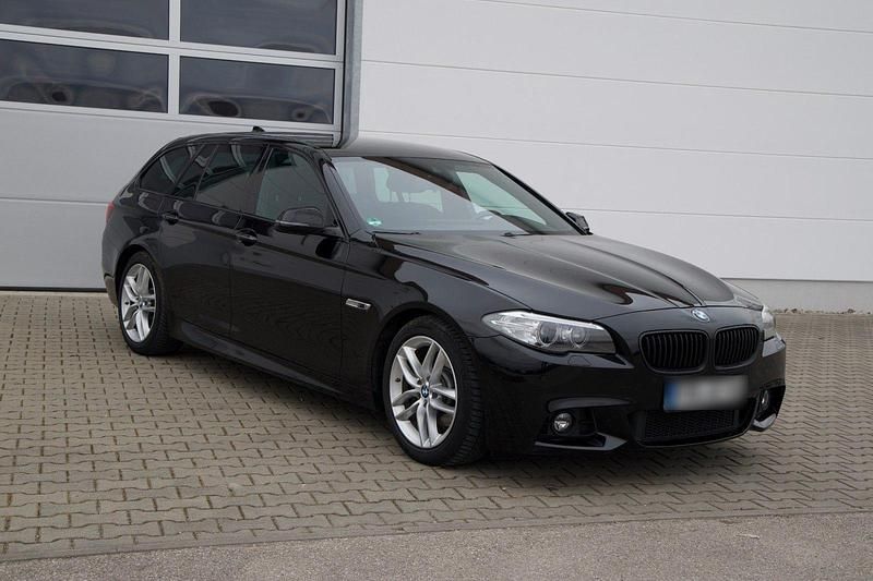 Gebraucht BMW 520 Shadowline 192 PS (141 kW) 2016 Schwarz Kombi