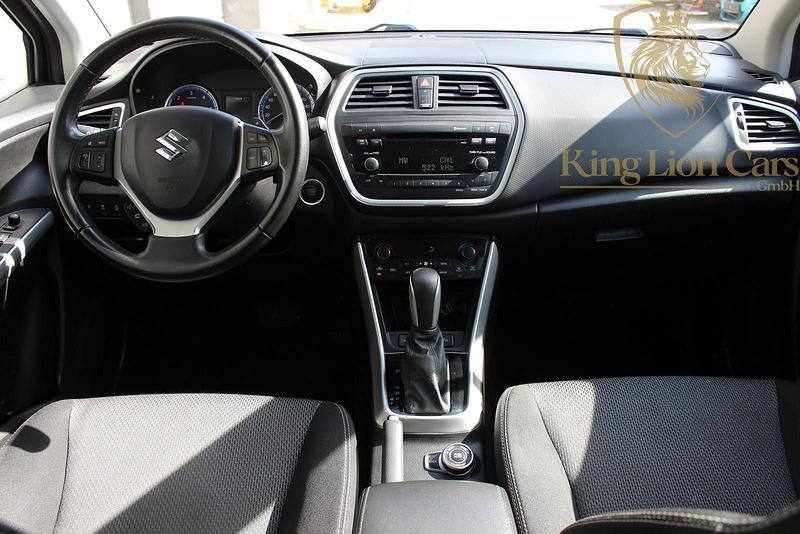 Gebraucht Suzuki SX4 Comfort 120 PS (88 kW) 2015 Grau SUV