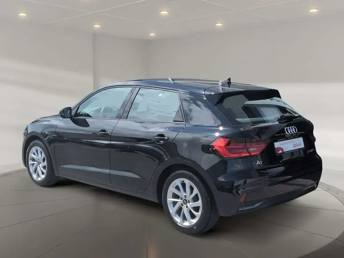 Gebraucht Audi A1 Advanced Plus 95 PS (69 kW) 2023 Mythosschwarz metallic SUV