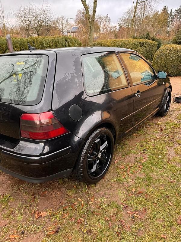 Gebraucht VW Golf IV GTI 200 PS (147 kW) 1998 Schwarz Kleinwagen