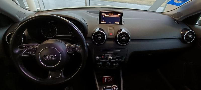 Gebraucht Audi A1 Sportback Design 95 PS (69 kW) 2017 Weiß Kleinwagen