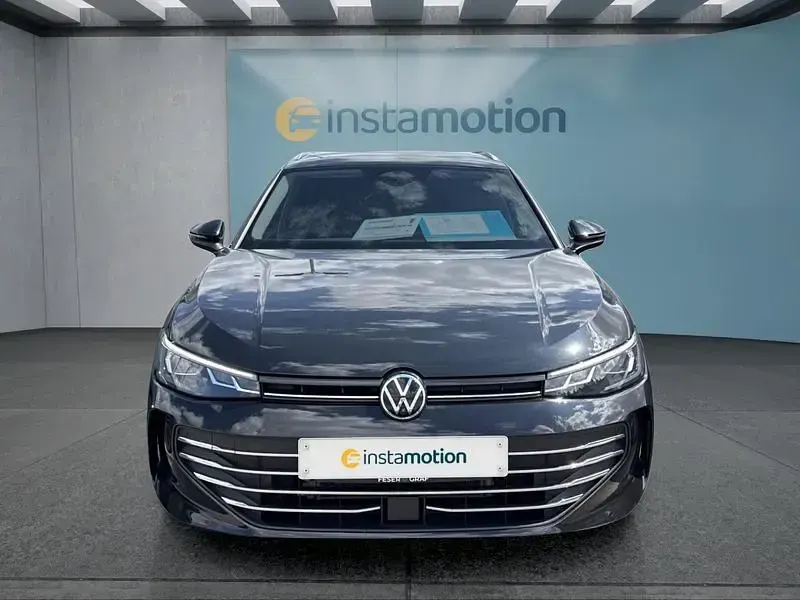 Gebraucht VW Passat 150 PS (110 kW) 2025 Schwarz Kombi
