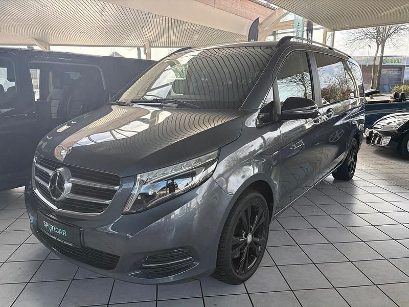 Gebraucht Mercedes V220 Avantgarde Edition 190 PS (139 kW) 2017 Grau Van / Kleinbus
