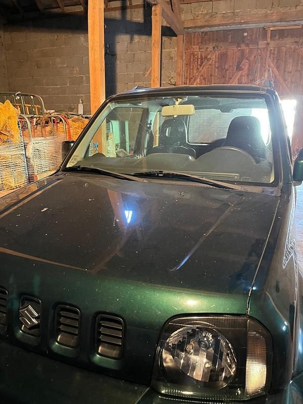 Grün Gebraucht 2006 Suzuki Jimny Comfort SUV | 6.600 € (Superpreis) - Bild 1/4