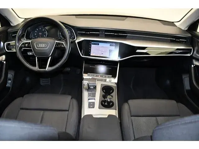 Gebraucht Audi A6 Sport 245 PS (180 kW) 2019 Brillantschwarz Kombi