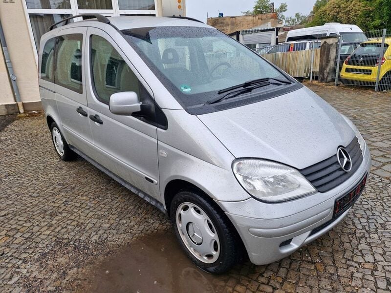 Silber Gebraucht 2004 Mercedes Vaneo Van / Kleinbus | 1.999 € (Fairer Preis) - Bild 1/4