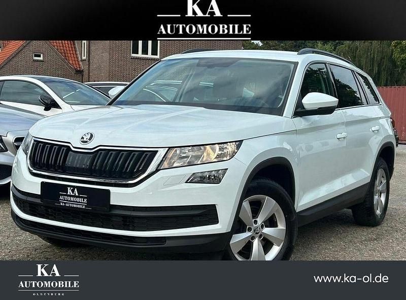 Weiß Gebraucht 2018 Skoda Kodiaq Ambition SUV | 24.990 € (Teuer) - Bild 1/4