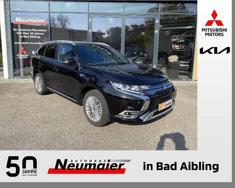 Schwarz Gebraucht 2019 Mitsubishi Outlander P-HEV Plus SUV | 19.900 € (Fairer Preis) - Bild 1/4