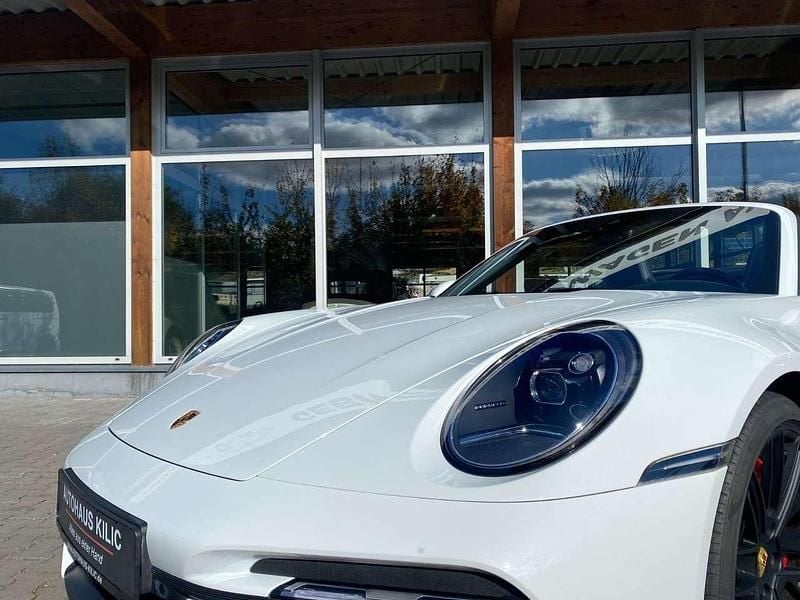 Gebraucht Porsche 992 581 PS (427 kW) 2021 Weiß Cabrio