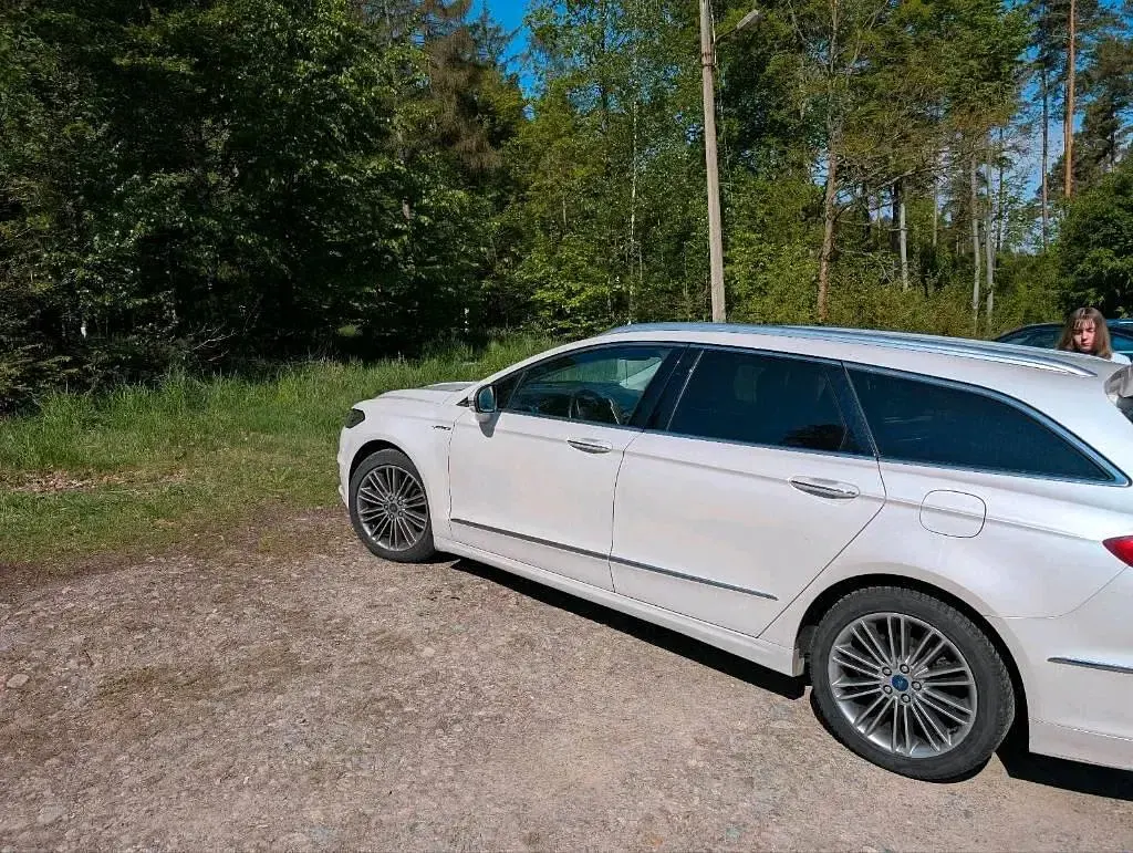 Używany Ford Mondeo Vignale 210 KM (154 kW) 2016 Biały Kombi