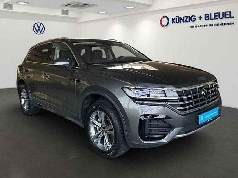 Gebraucht VW Touareg Elegance 231 PS (169 kW) 2023 Grau SUV