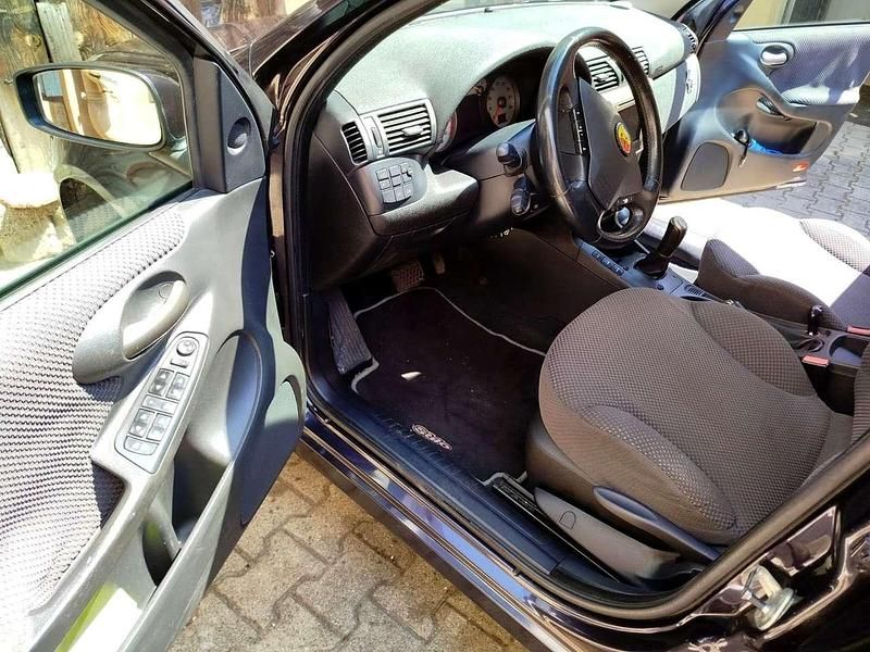 Schwarz Gebraucht 2002 Fiat Stilo Abarth Limousine | 7.500 € - Bild 1/4