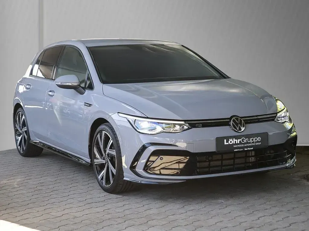 Gebraucht VW Golf VIII R-line 150 PS (110 kW) 2024 Grau Limousine
