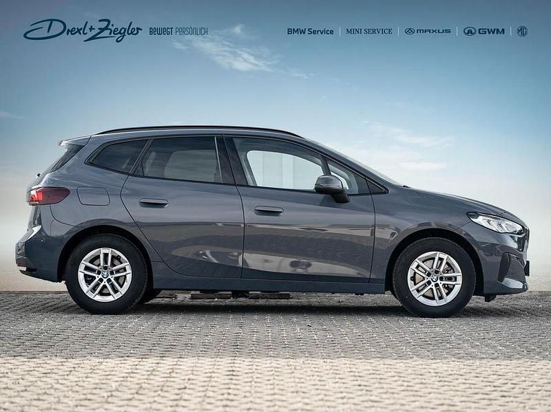Używany BMW 220 Active Tourer Performance 170 KM (125 kW) 2025 Brązowy Minivan