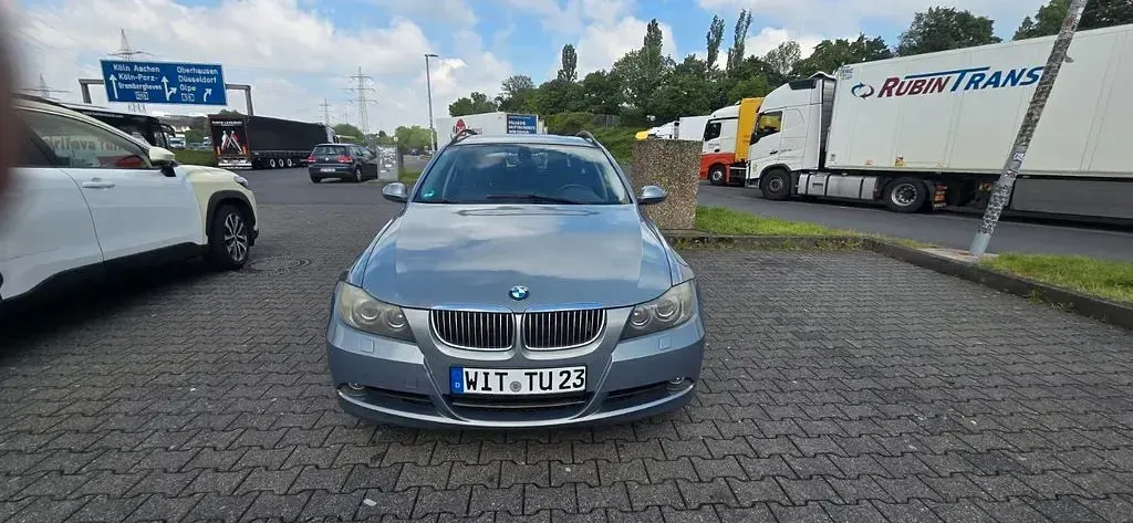 Gebraucht BMW 325 Performance 218 PS (160 kW) 2005 Grau Kombi