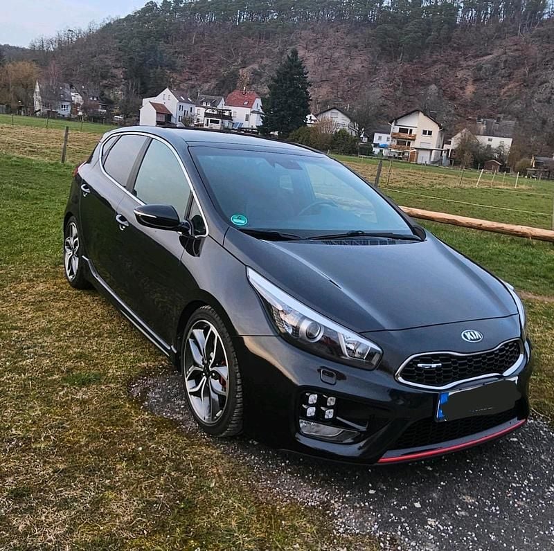 Gebraucht Kia Ceed GT GT-Track 204 PS (150 kW) 2018 Schwarz Coupé