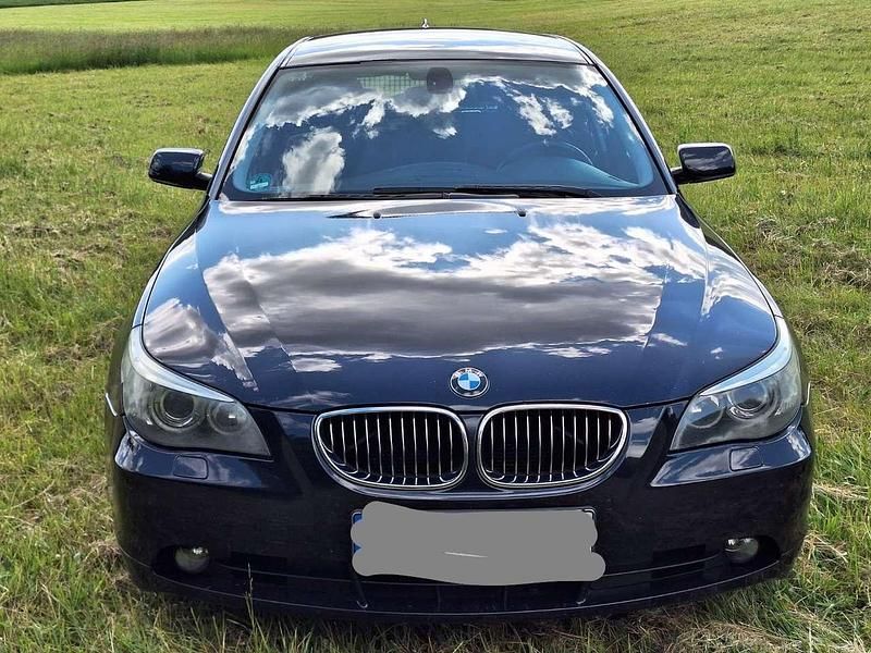 Blau Gebraucht 2006 BMW 525 Kombi | 6.500 € (Teuer) - Bild 1/4